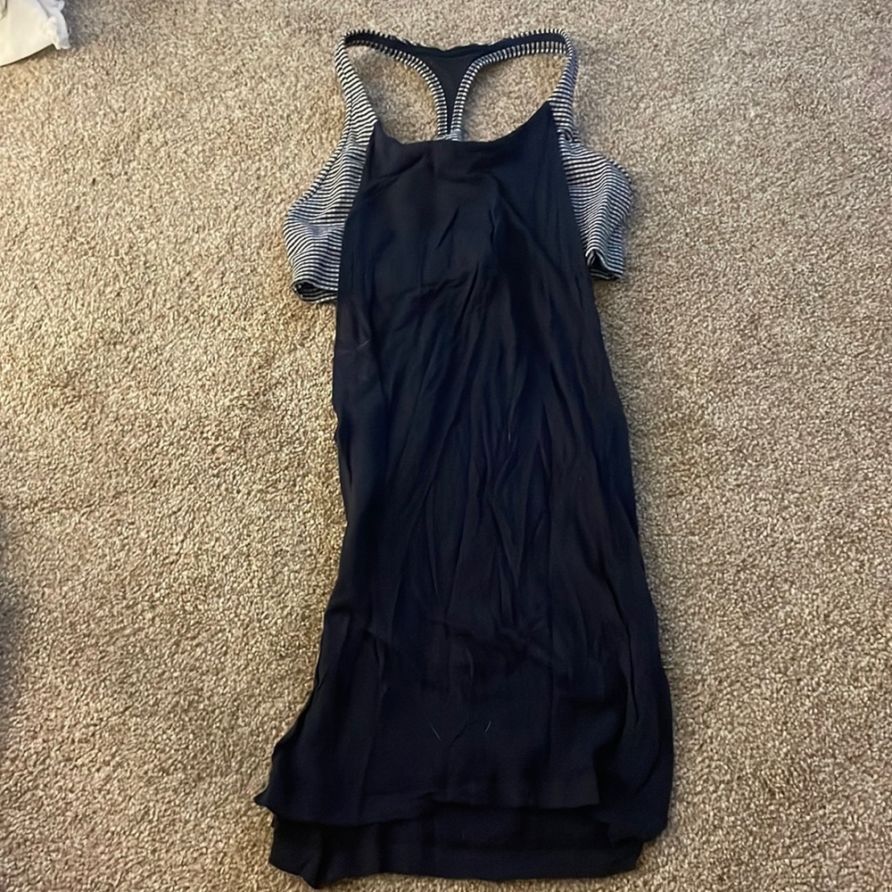lululemon- navy tank top with built in bra